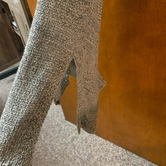 Sparrow Sleeveless Chunky Sweater - Picture 5 of 5